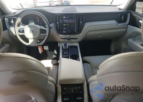 2022 Volvo Xc60 B5 Inscription z USA, uszkodzony, nr VIN YV4L12DL5N1033309